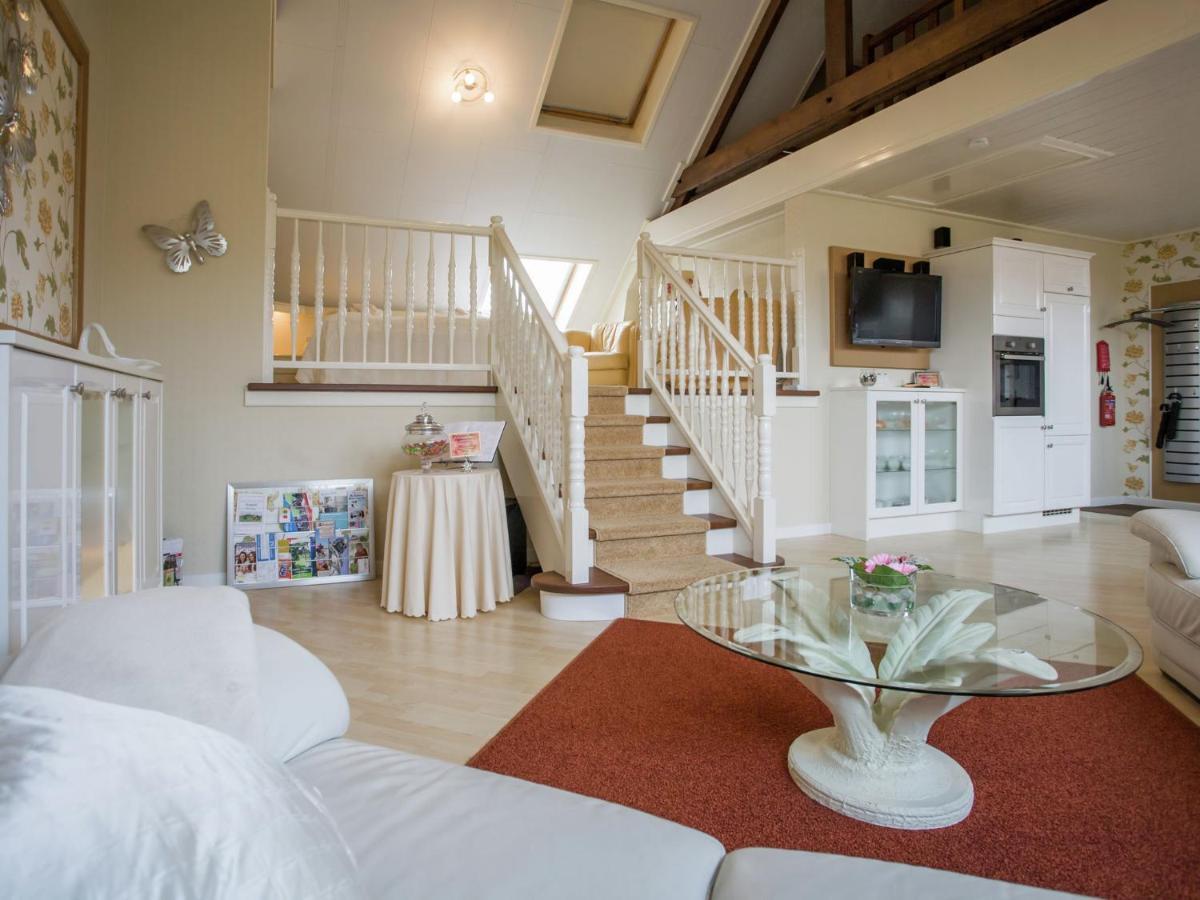 Boutique Apartment In Ritthem With Terrace Екстер'єр фото