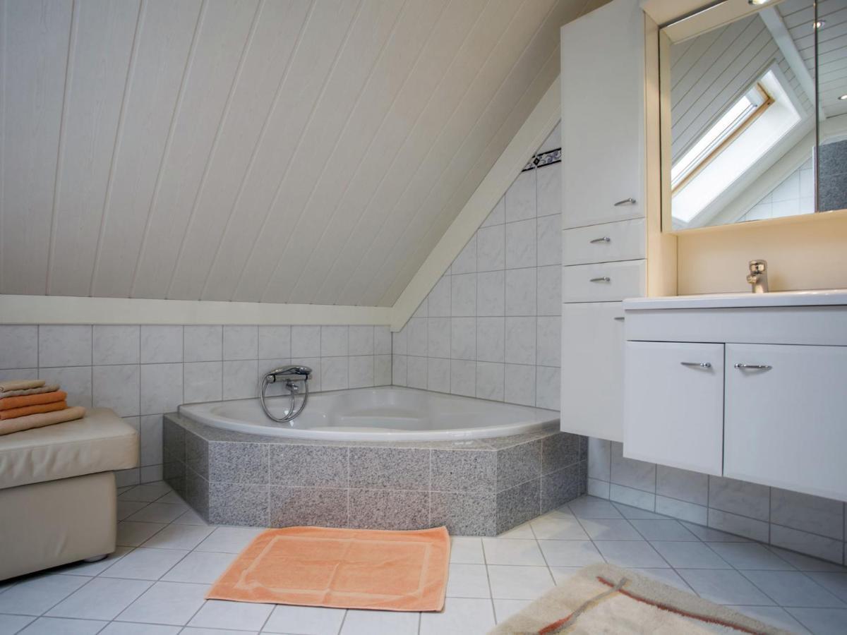 Boutique Apartment In Ritthem With Terrace Екстер'єр фото